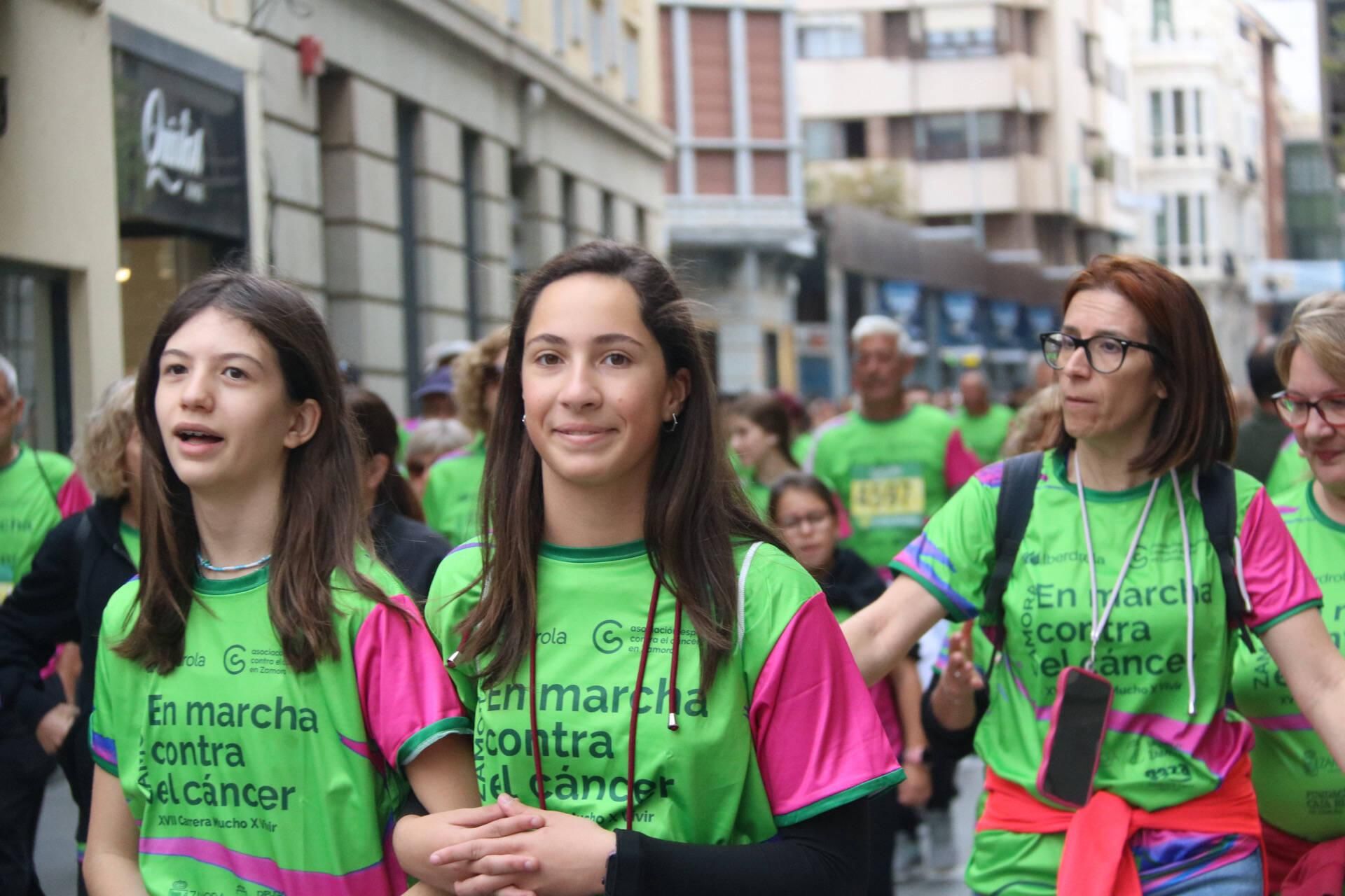GALERÍA | Búscate en la carrera "Mucho x Vivir" contra el cáncer en Zamora