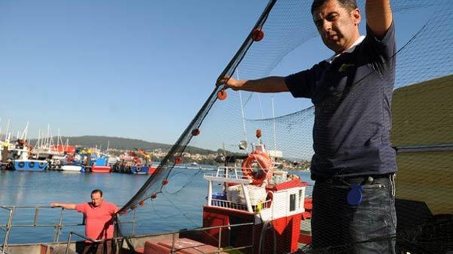 Marineros de Combarro piden ayudas por los daños que causan los arroaces en sus redes