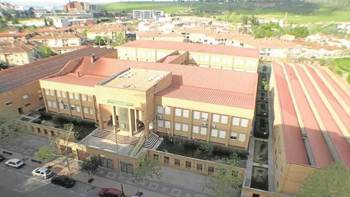 Imagen aérea del IES Javier García Téllez.