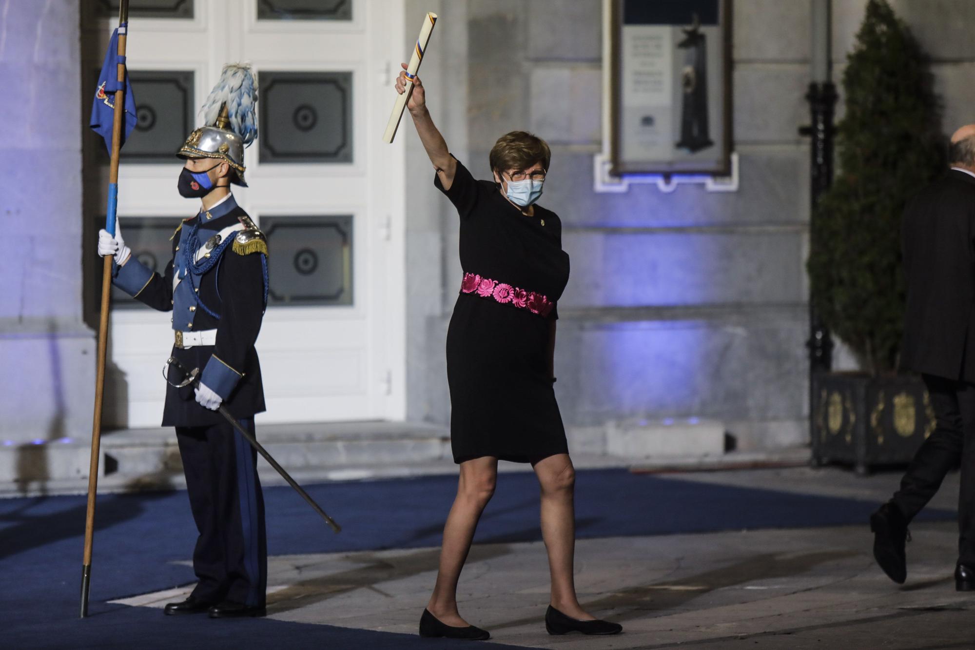 La salida del Camporamor tras la ceremonia de los Premios Princesa de Asturias