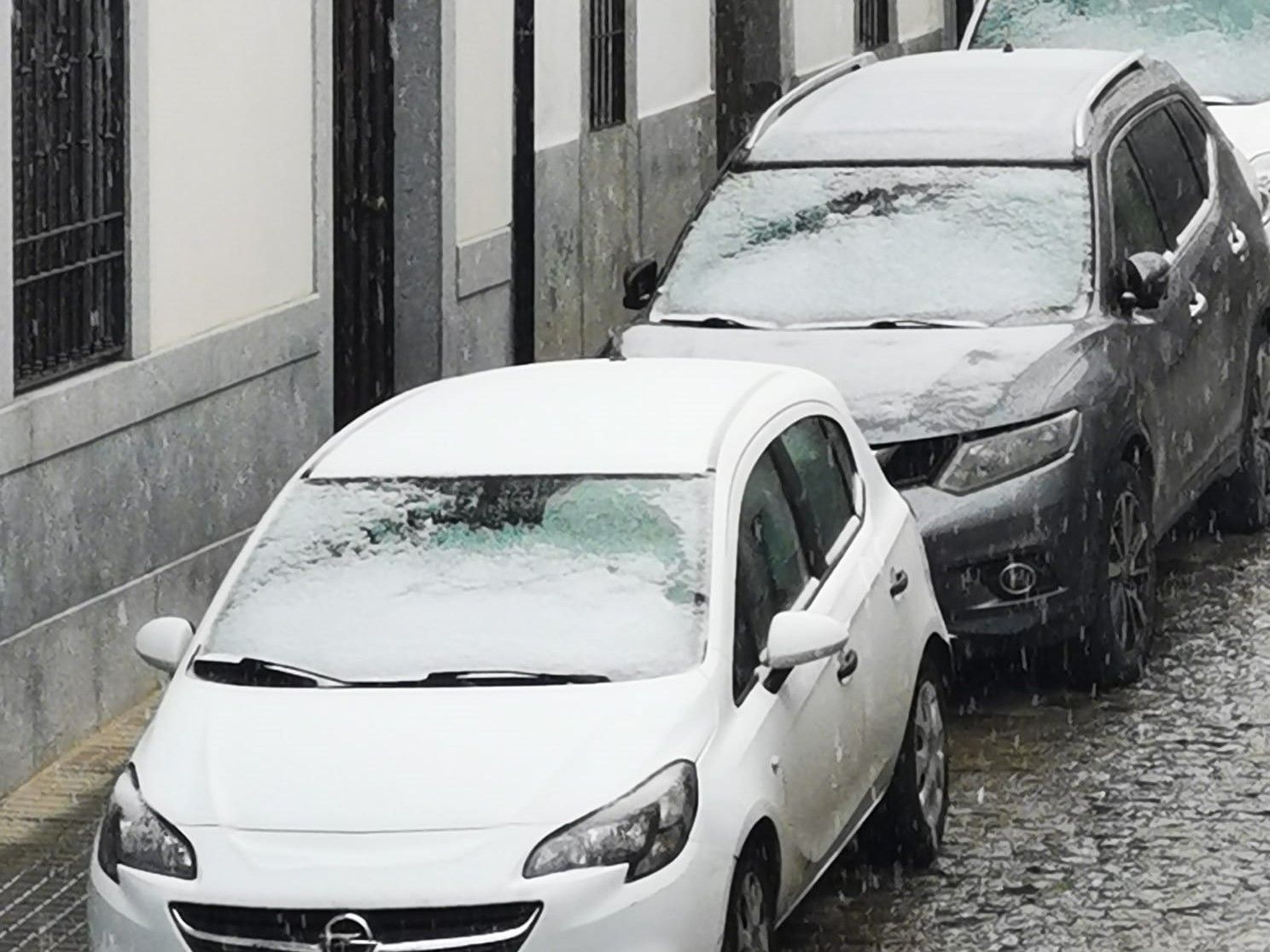 Primera nevada en Los Pedroches: Pozoblanco, Villaralto y Villanueva de Córdoba, bajo un manto blanco