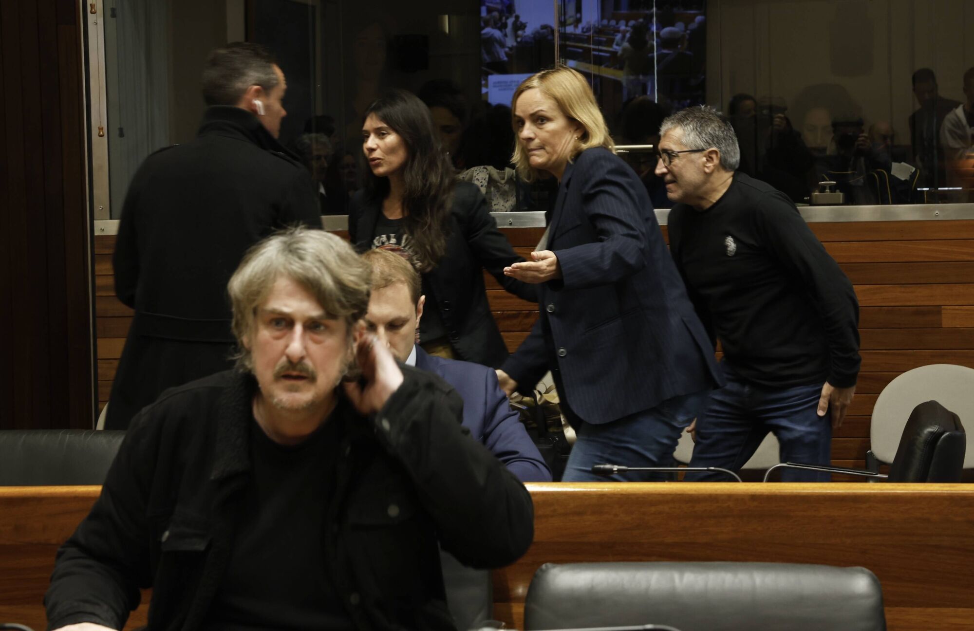 EN IMÁGENES: Así fue la votación para formar la comisión de investigación sobre el accidente minero de Cerredo en  la Junta.