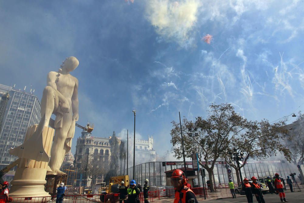 Búscate en la mascletà del 13 de marzo