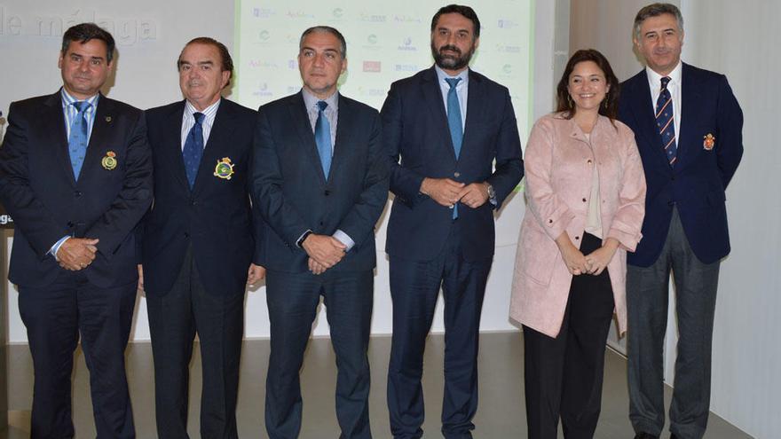 Las autoridades, durante la presentación del evento.