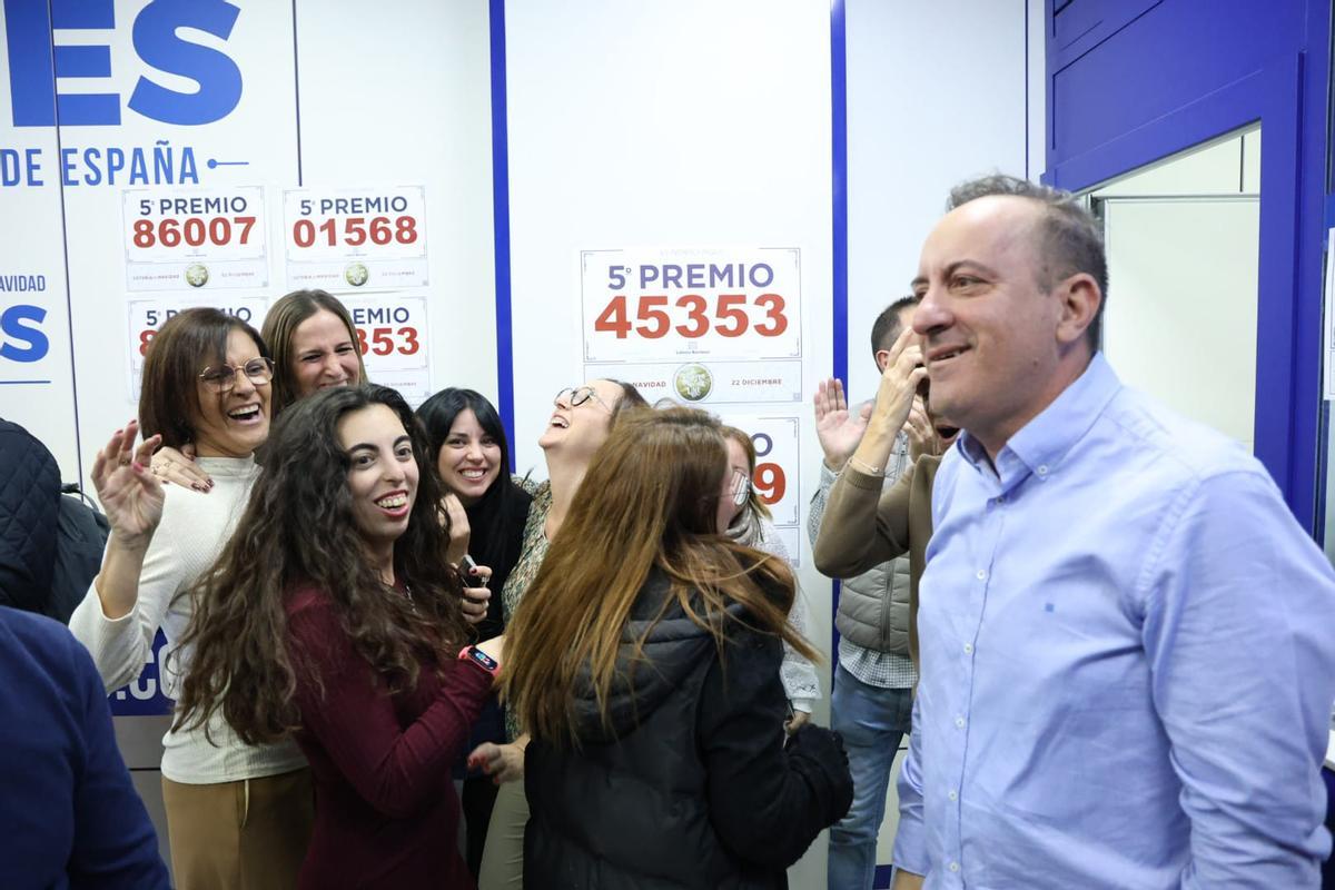 Lotería de Navidad: Manises celebra el segundo premio