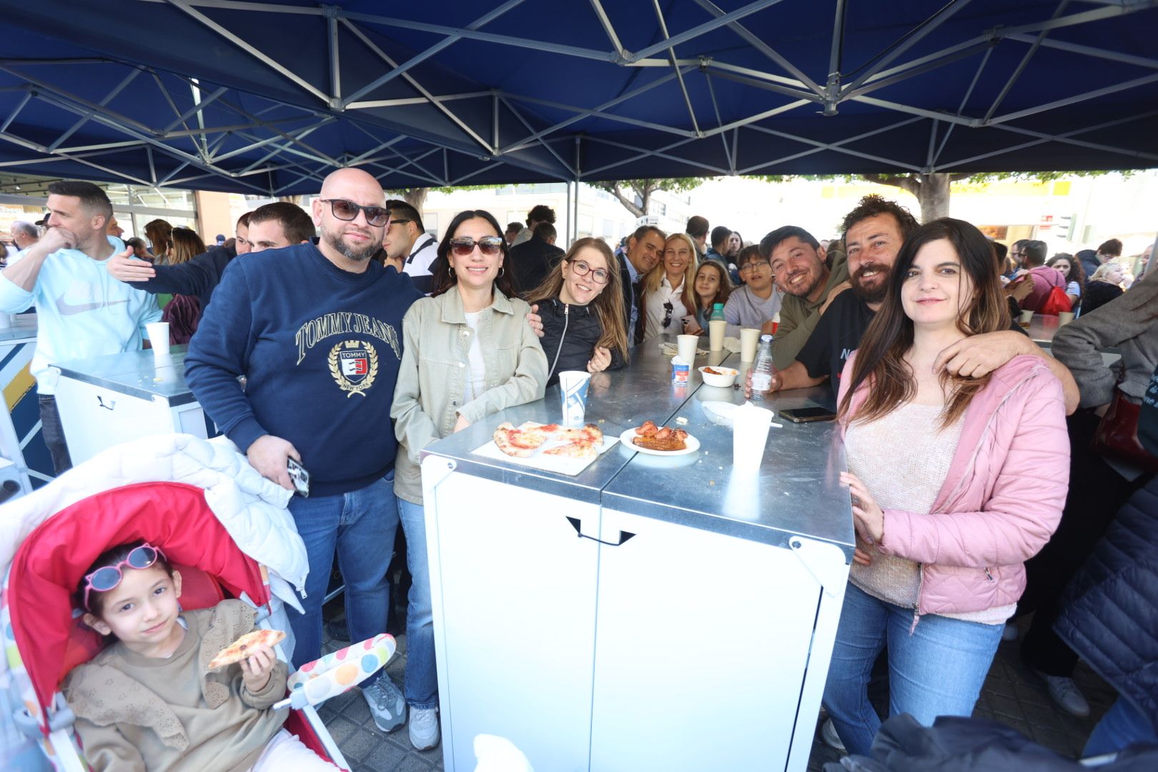 Búscate en las fotos del Mesón de la Tapa del último sábado de Magdalena