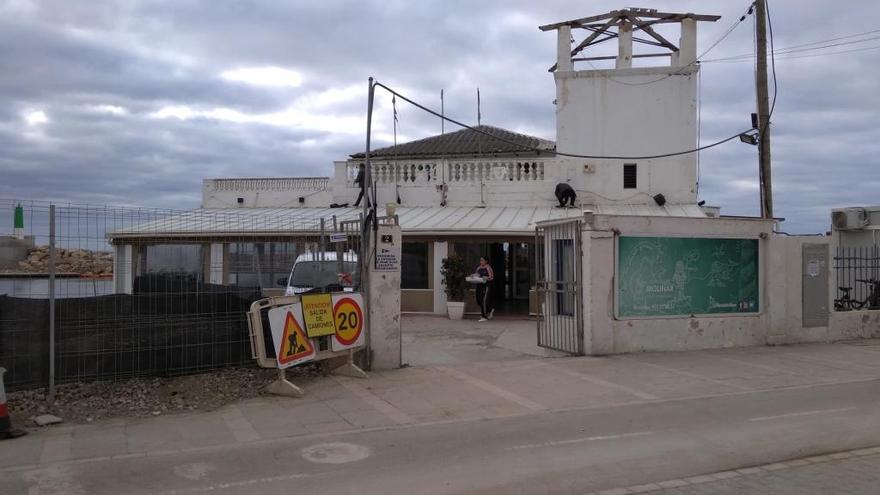 Las obras del puerto del Molinar cortan al trÃ¡fico la primera lÃ­nea.