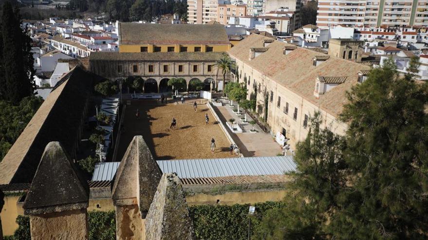 El alcalde apunta que el principal escollo para un acuerdo sobre Caballerizas es la valoración económica