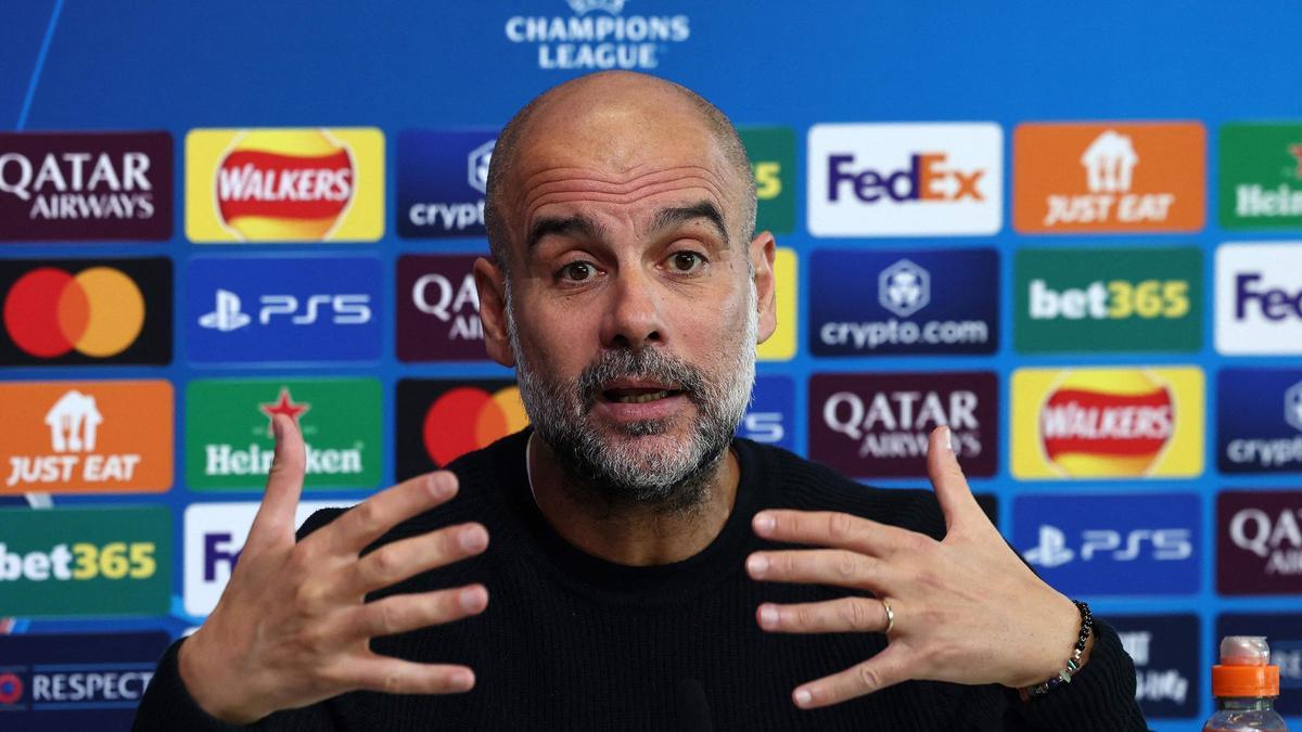 Pep Guardiola, el entrenador del Manchester City, en la rueda de prensa previa al duelo europeo contra el Feyenoord.