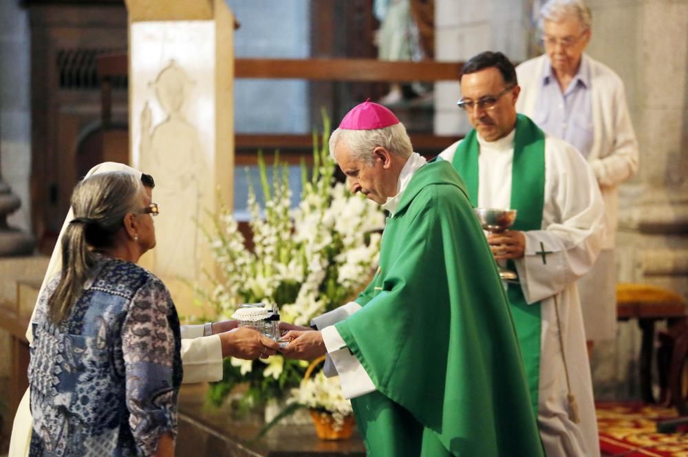 Misa de los enfermos durante las fiestas del Cristo de la Victoria en Vigo // Marta G. Brea