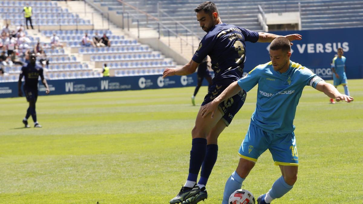 Viti durante un encuentro ante el Algeciras esta temporada