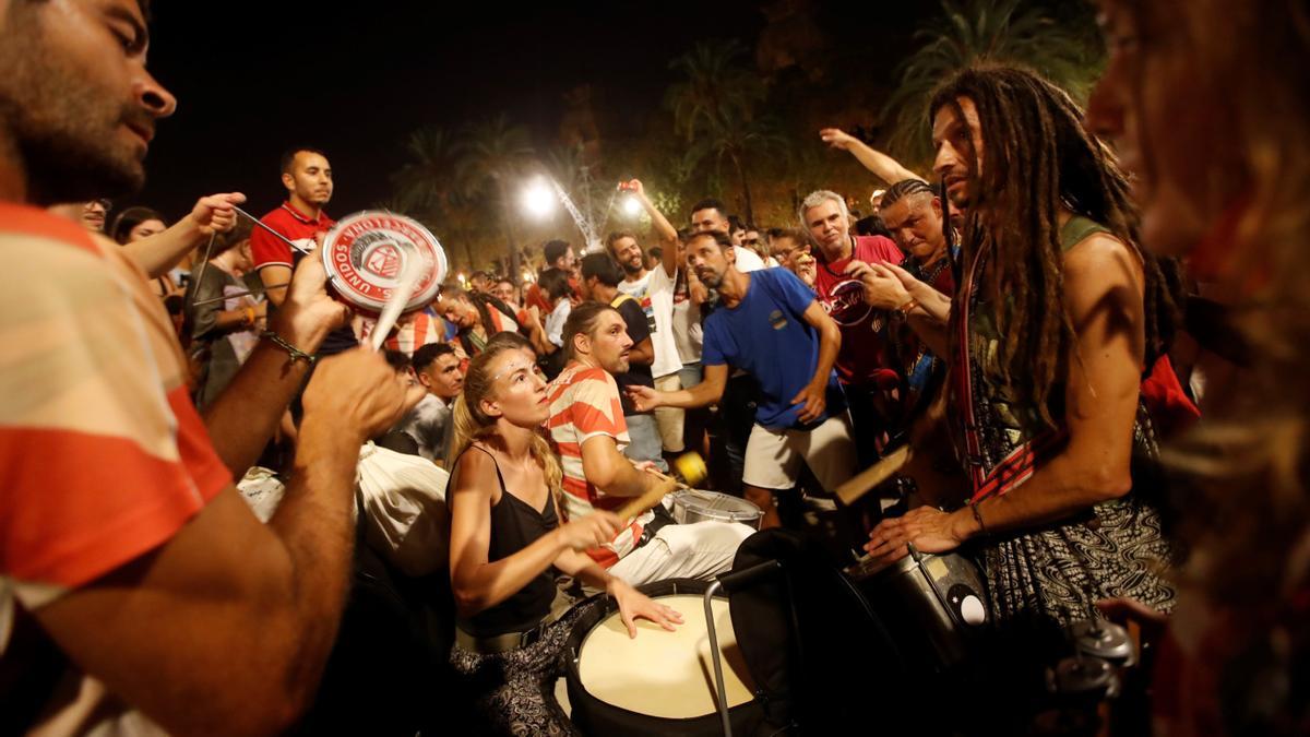 Otra noche de botellones en Barcelona