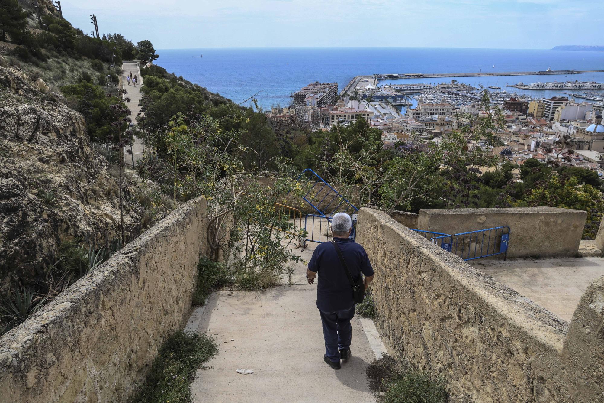 Mal estado de la muralla del Castillo de Santa Bárbara de Alicante