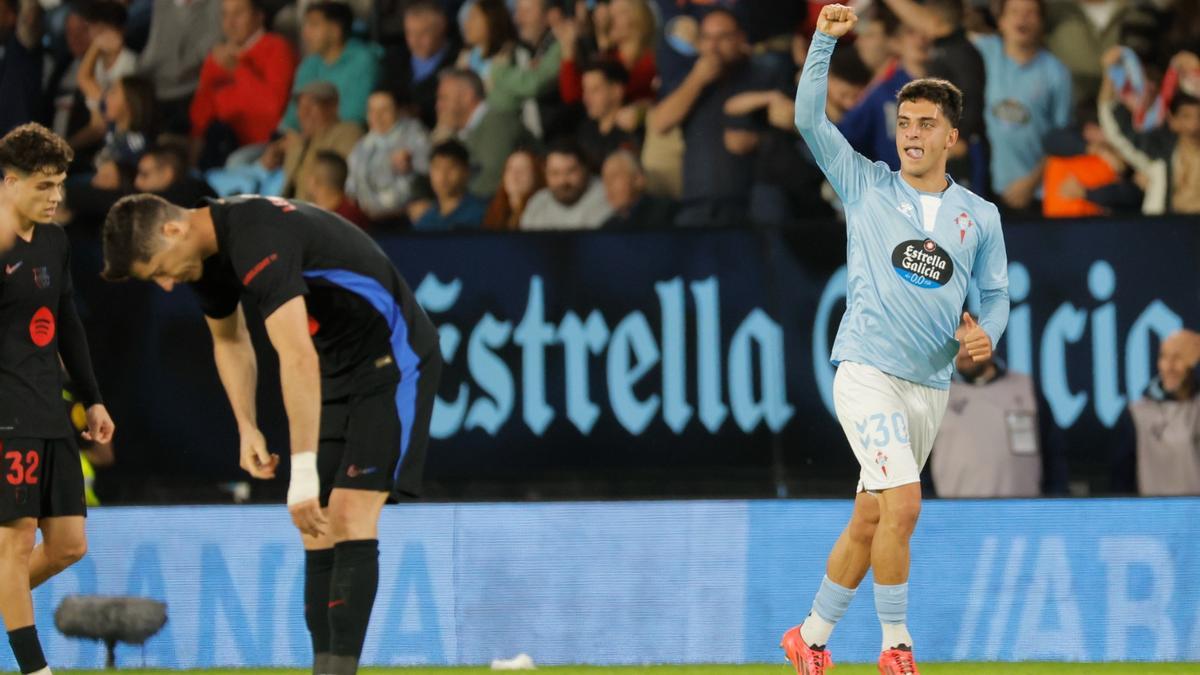 Hugo Álvarez celebra el 2-2 frente al Barça en Balaídos.