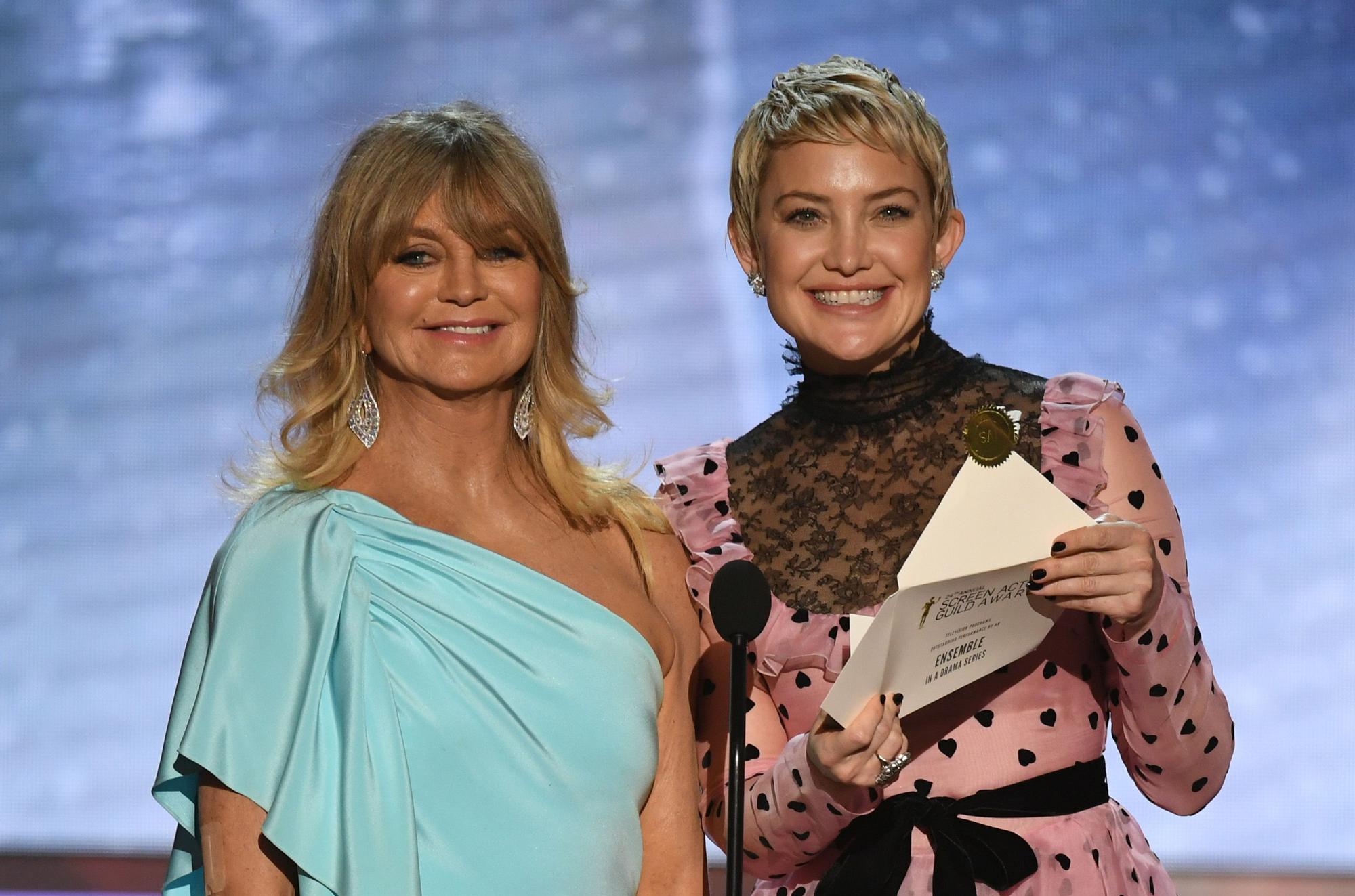 Las actrices Goldie Hawn y Kate Hudson