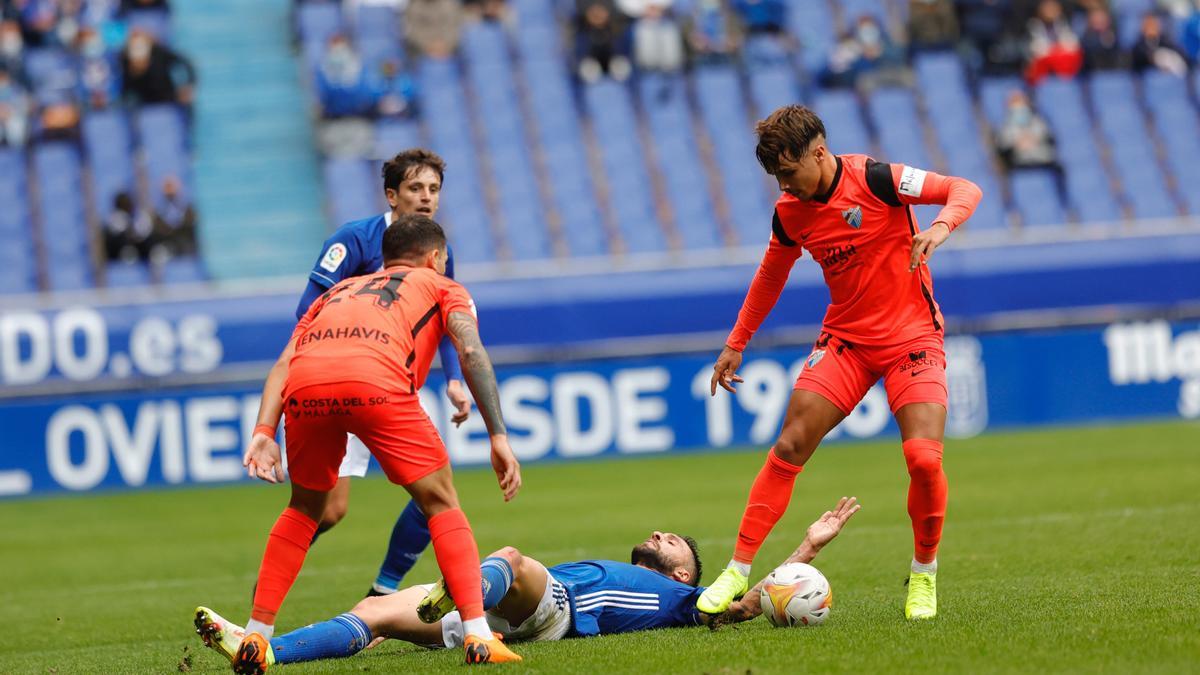 El partido del Oviedo, en imágenes