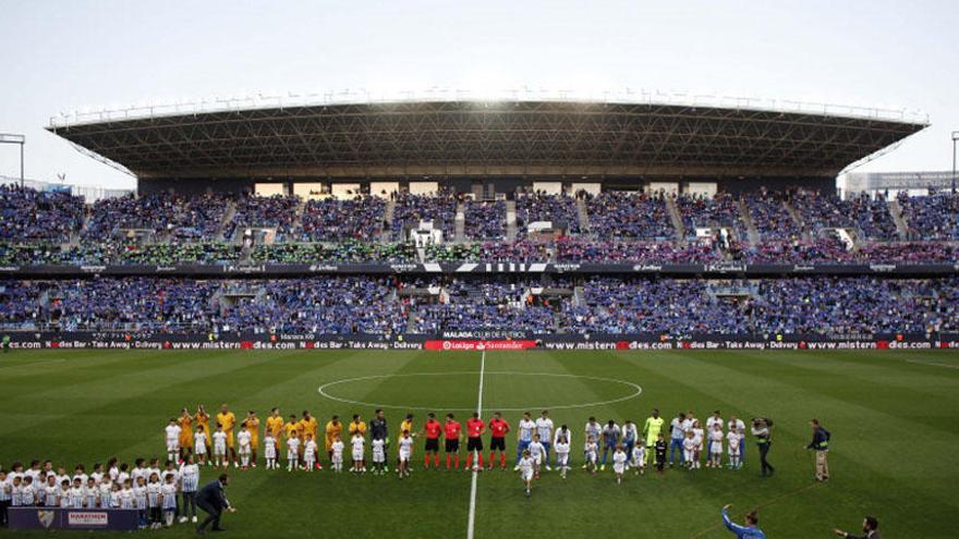 Espectacular imagen de La Rosaleda en el derbi contra el Sevilla hace unas jornadas.