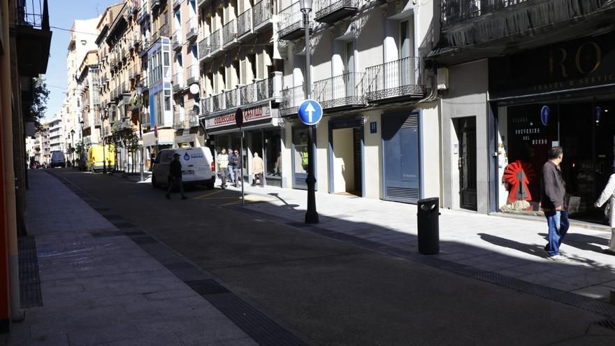 La calle Manifestación reabre tras su reforma y tras haber &quot;resuelto todas las incidencias&quot;