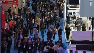 Visitants a la darrera edició del Mobile World Congress.