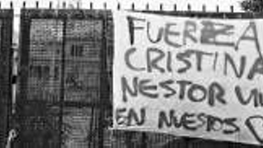 El fallecimiento de Néstor Kirchner sume a Argentina en la conmoción