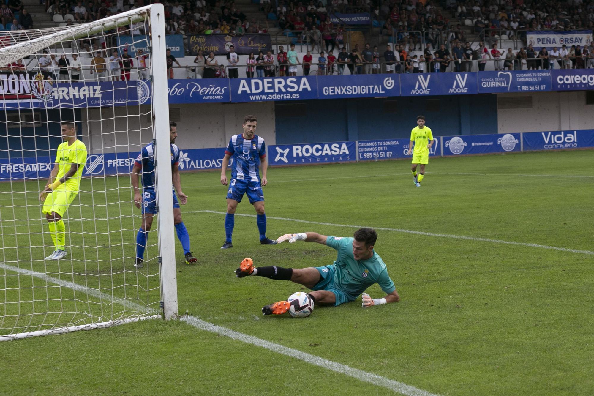 En imágenes: asi fue la victoria del Sporting (0-1) en el Suárez Puerta ante el Real Avilés