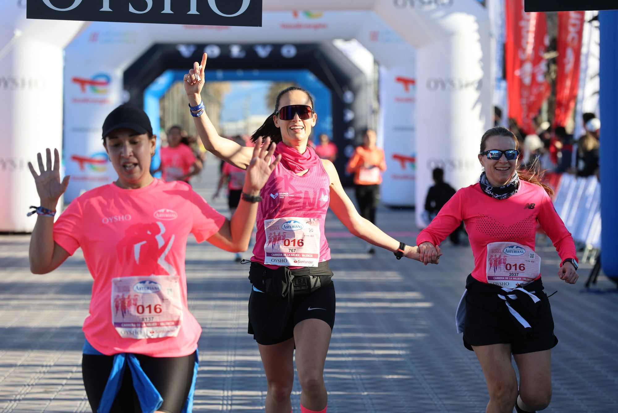 Carrera de la Mujer 2025: Las mejores imágenes del evento