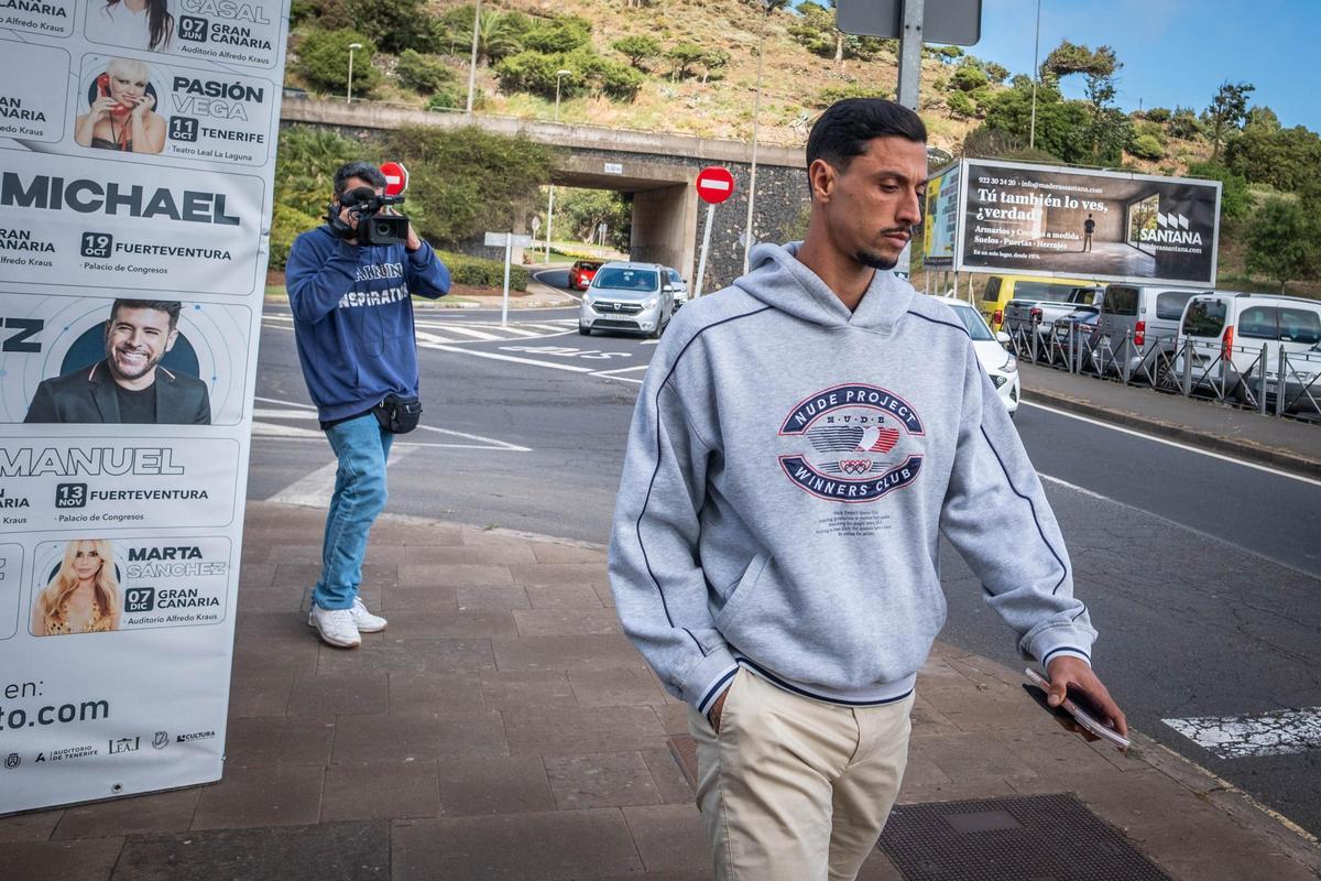 Maikel Mesa, saliendo de los juzgados Maikel Mesa, saliendo de los juzgados