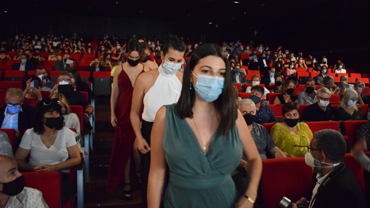 Acte de graduació de la promoció més nombrosa de la FUB dels darrers set anys