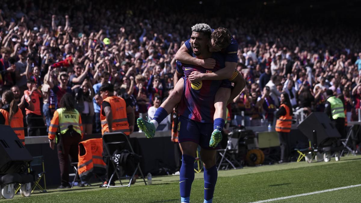 El Barça ha reanudado los entrenamientos con Koundé y Balde
