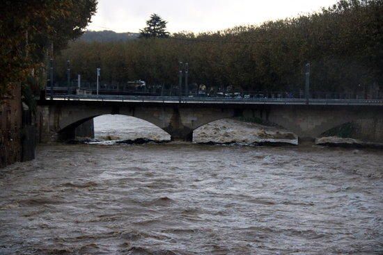 El Daró al seu pas per La Bisbal d'Empordà