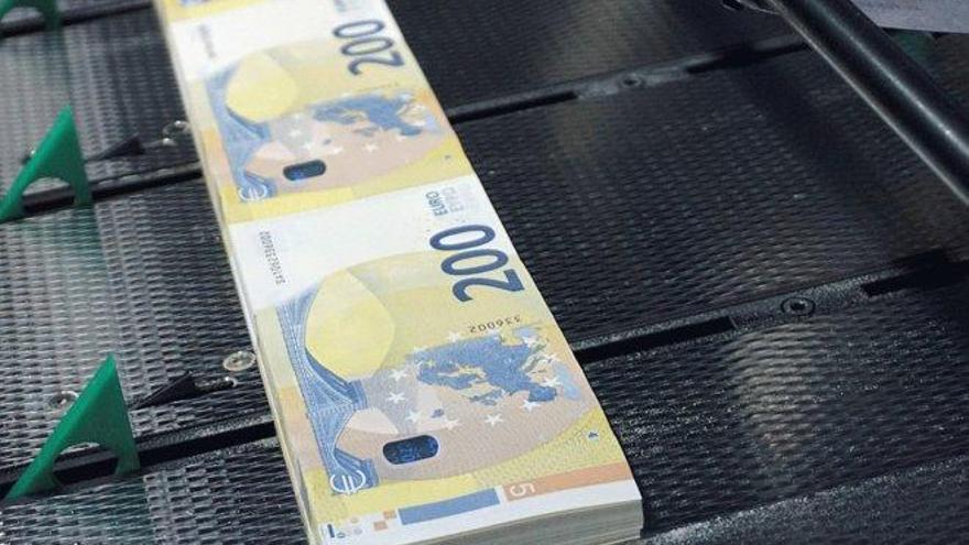 El BCE niega que los billetes de euros faciliten la transmisión del coronavirus