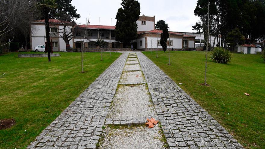 Zona en la que ocurrió el suceso, en el recinto de la facultad // Carlos Pardellas