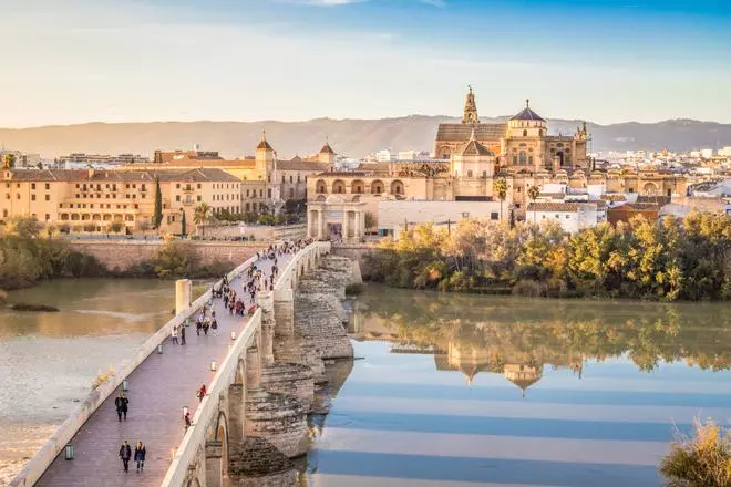 5 escapadas que, sí o sí, debes hacer en mayo