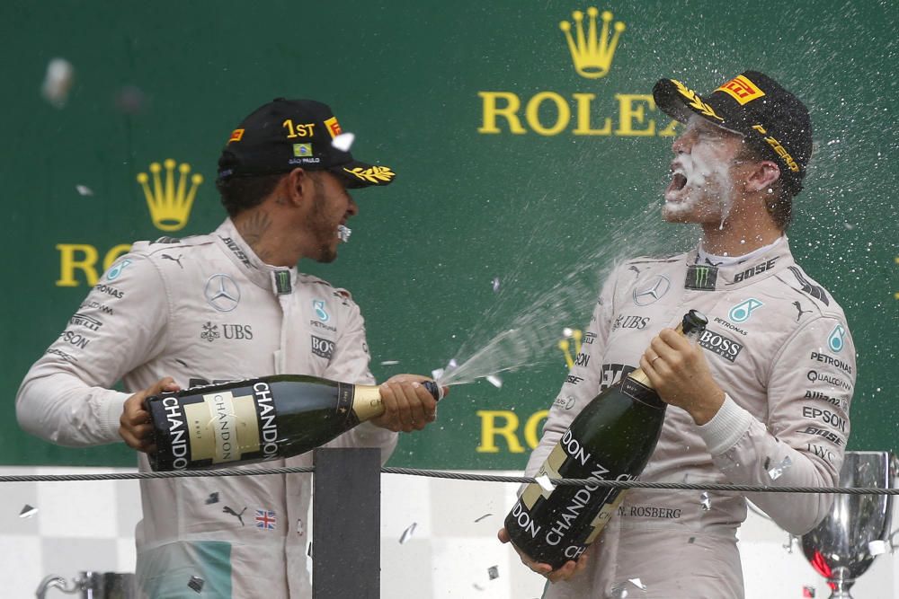 Rosberg dio la vuelta a la situación y logró ser campeón en 2016. EFE-REUTERS