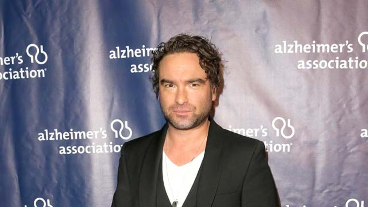 Johnny Galecki, en la gala para la lucha contra el alzhéimer.