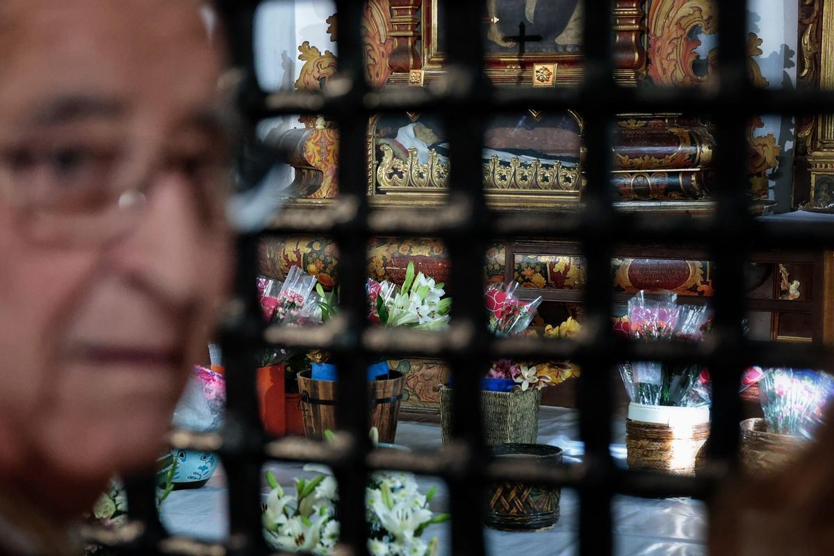 Colas para ver a 'La Siervita'