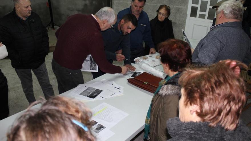 Los vecinos tuvieron una reunión con Cubela y Canda