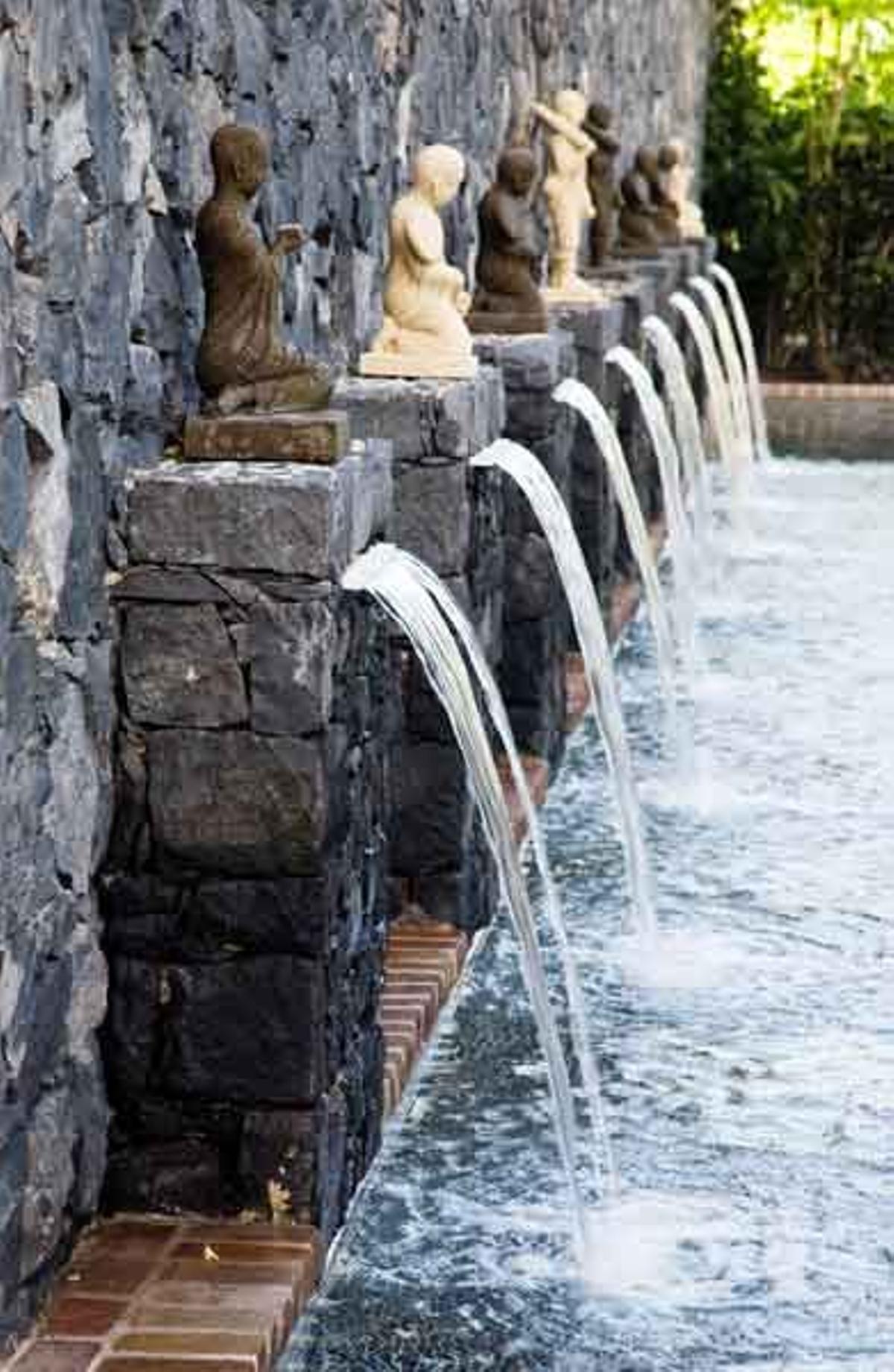 Fuente en el Gran Meliá Palacio de Isora