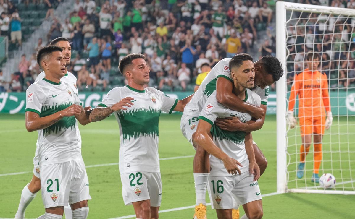 Las mejores imágenes de la primera victoria del Elche CF