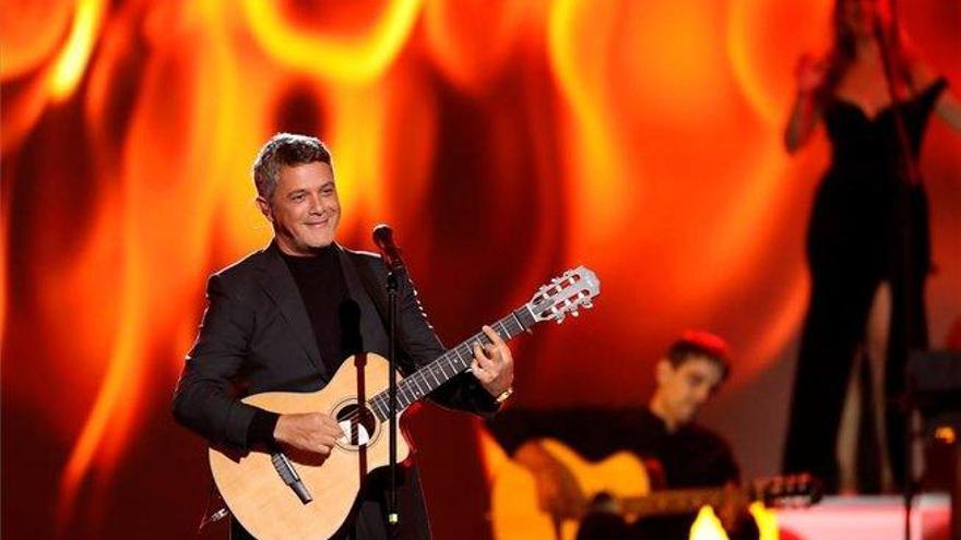 Alejandro Sanz conmemora el Día Internacional de la Mujer en Ecuador