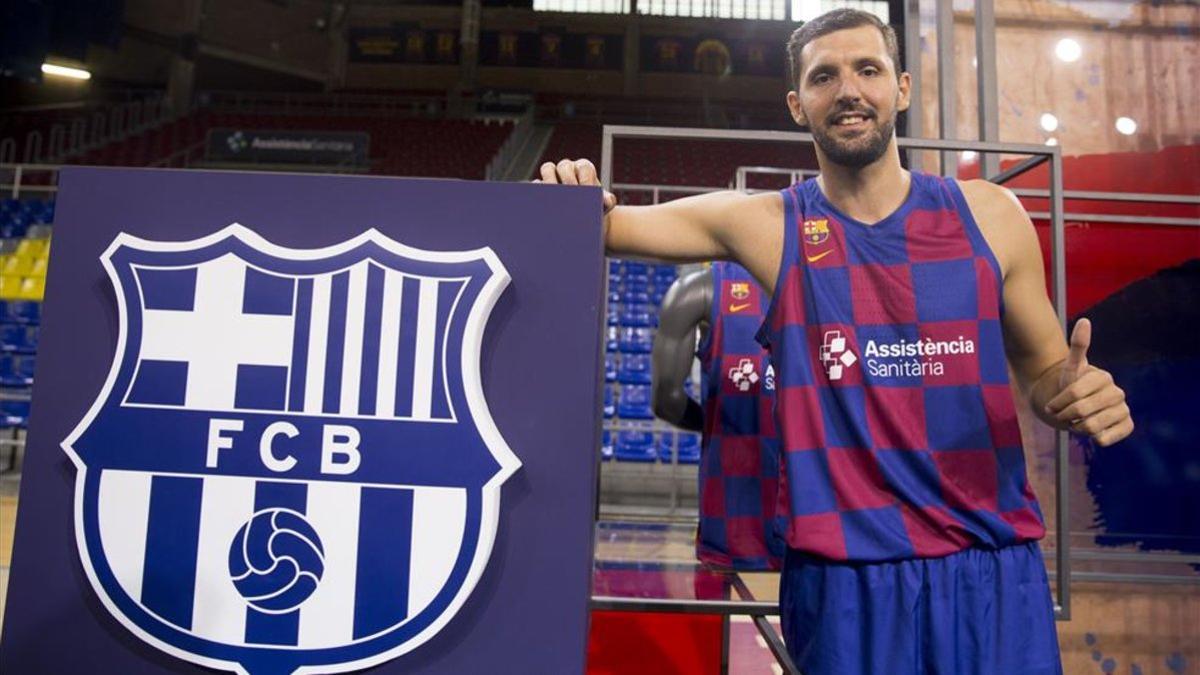 Mirotic ya deslumbra con el Barça