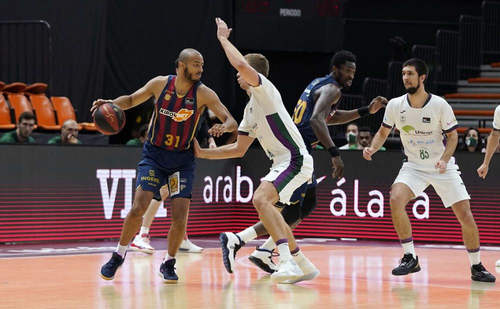 Las mejores imágenes del Baskonia-Unicaja en la Fase Final de la ACB