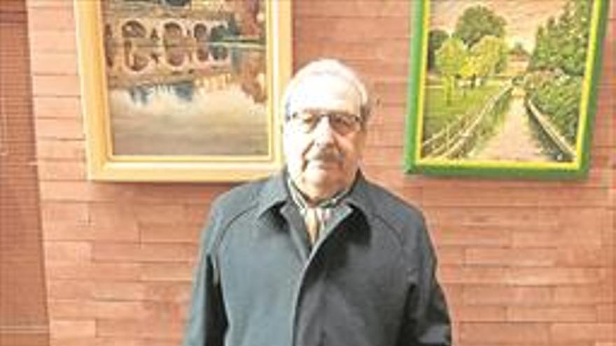 José Fuentes, médico jubilado y pintor emeritense: «En la ciudad hay mucho interés por la cultura »