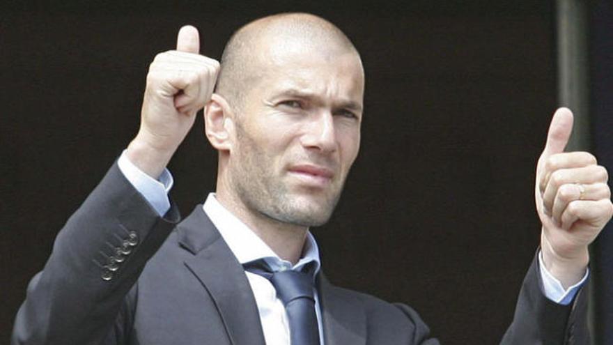 Zidane reclama 75.000 euros a un humorista que le insultó.