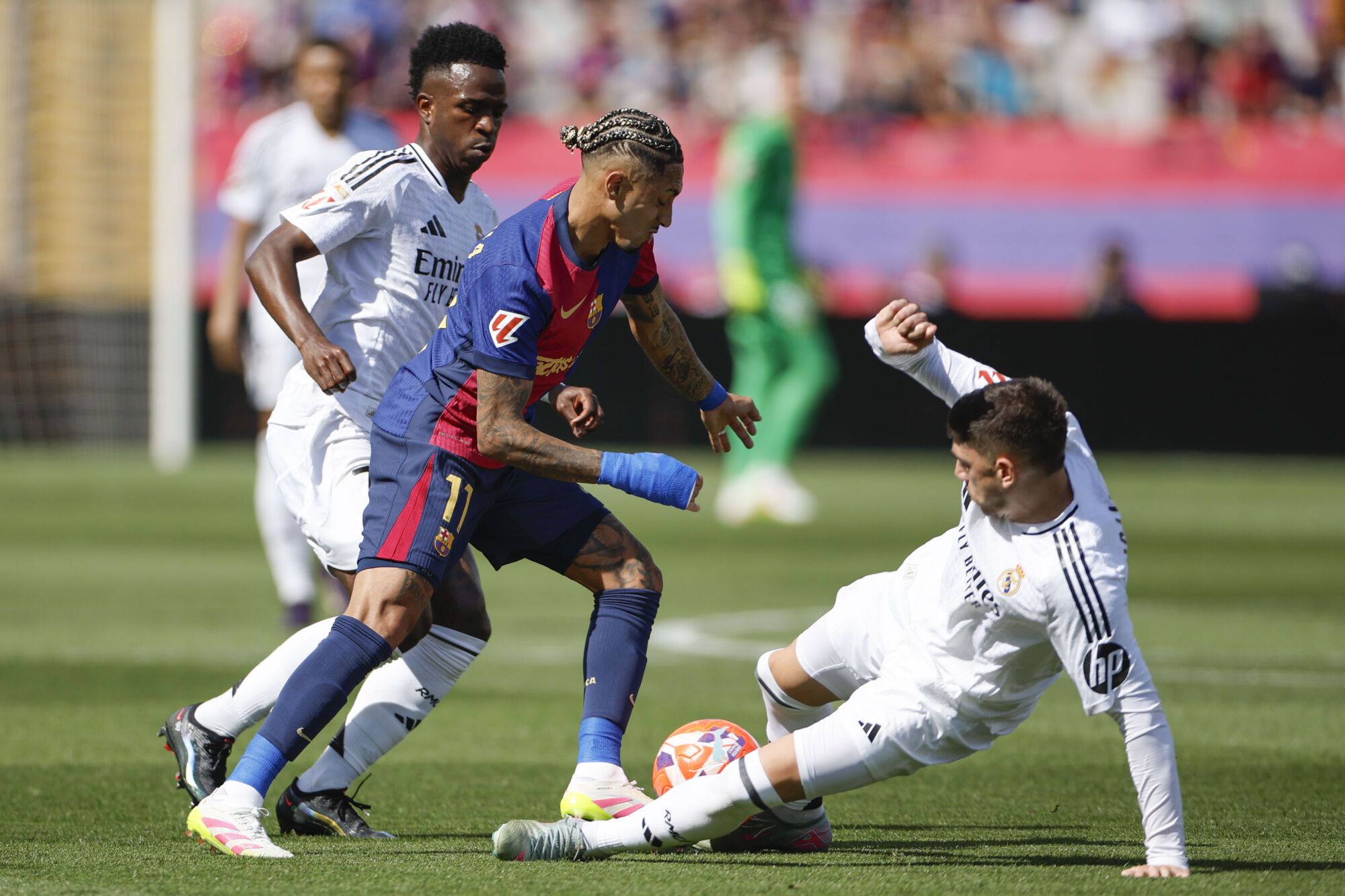 El Clásico de LaLiga EA Sports: Barcelona - Real Madrid.