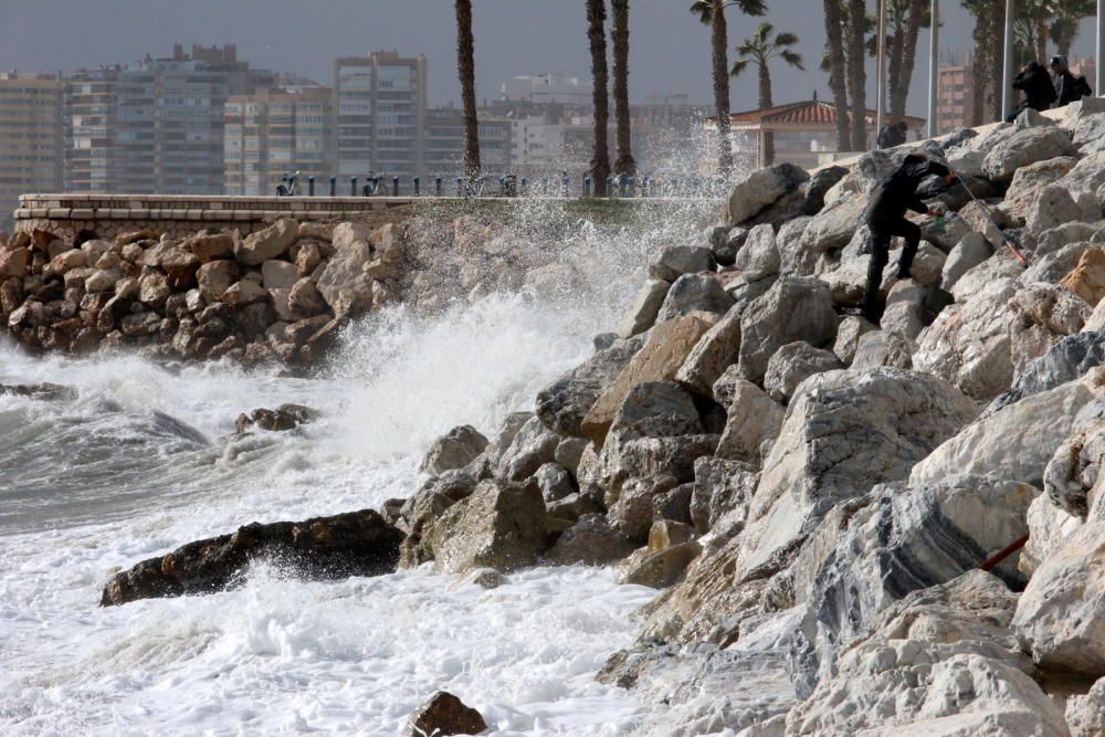 Temporal de viento y lluvia en Málaga