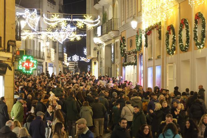 Galería | Así fue el concierto final desde las ventanas del Gran Teatro de Cáceres