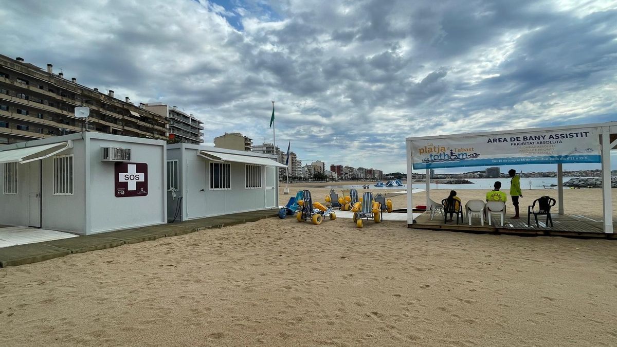 L'àrea de bany assistit de la platja de Sant Antoni de Calonge