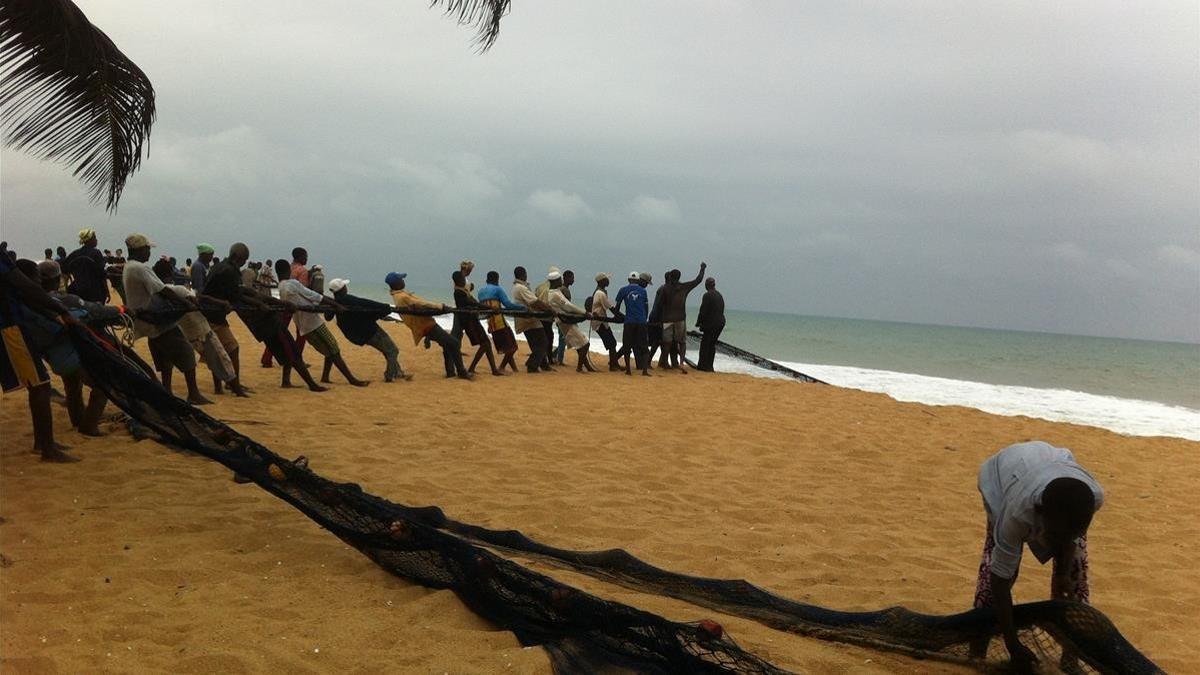 zentauroepp40617424 pescadores en mozambique  que ilustrar  un art culo de opini171021161522