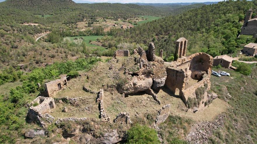 Pinell de Solsonès inicia la restauració del conjunt medieval del castell de Madrona